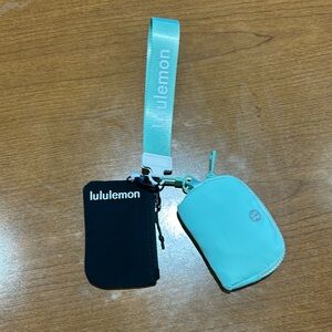 New Lululemon wristlets